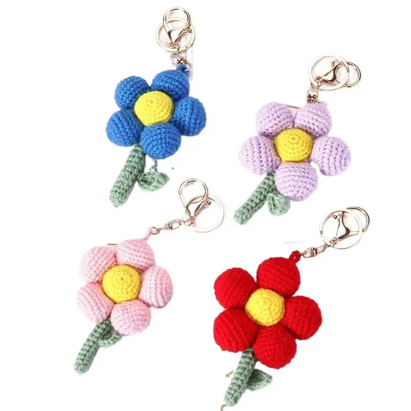 Hübscher Häkelblumen-Schlüsselanhänger, handgefertigter Blumenanhänger, kreativer künstlicher Pflanzenanhänger, Geschenk – Detail 6