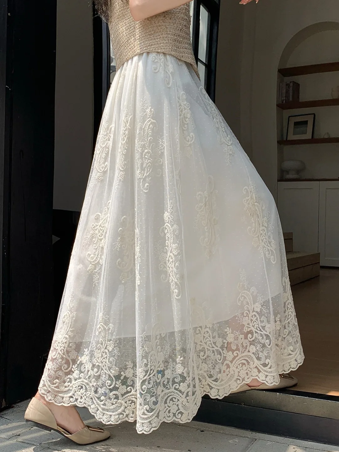 

Elegant Lace Lined Skirt Summer 2026 Embroidered Heavy Work Polka Dot Tulle Half Length Women's Skirt High Waist A-Line Skirt