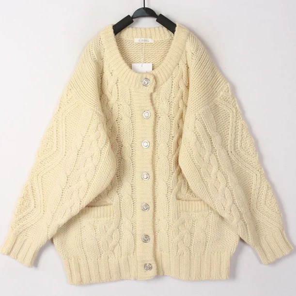 

Vintage Autumn Winter White 3D Knitted Woolen Sweater Cardigan Bean Bean Thickened Long Sleeve Women's Loose Style Online Exc...