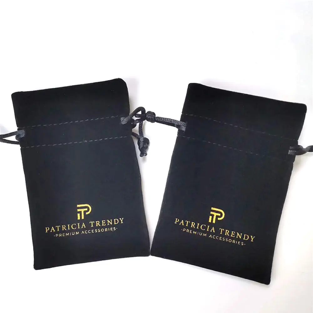 

50 шт., бархатный мешочек на заказ, маленькая черная подарочная сумка для ювелирных изделий для продвижения, кольцо, серьги, ожерелье, упаковка, сумка на шнурке с принтом логотипа