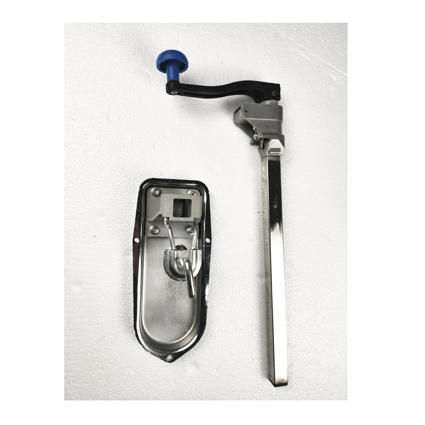 Heavy Duty Manual Tabletop Can Opener Stainless Steel Blade Large Size for Commercial Kitchen Restaurant Hotel Marine Use