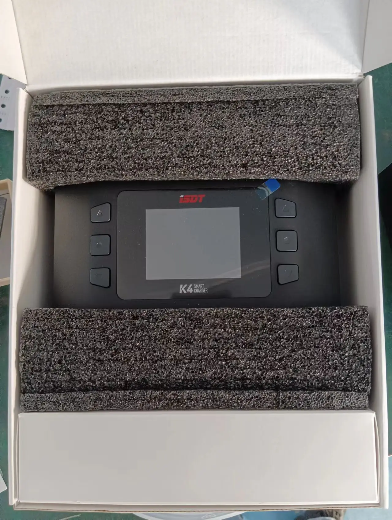 High-performance Smart Charger ISDT K4 AC 400W/Dc 600W X2 Dual Model Two Channel for Lithium Battery