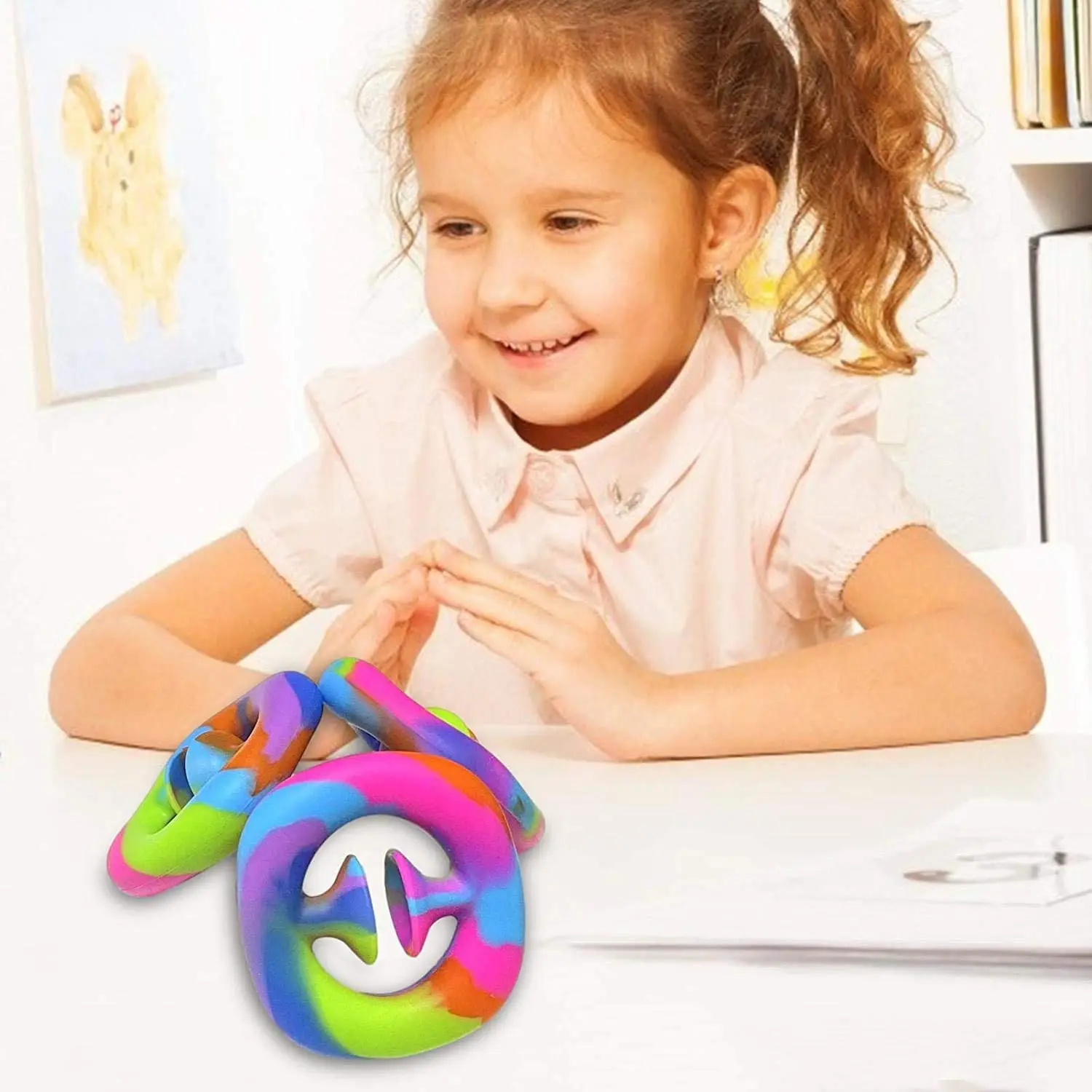 2021 New Young Children Stress Relax Rubber Snapz Rainbow Fidget Toy Grab Snap Squeeze Sensory Party Popper Stress Relief Toy