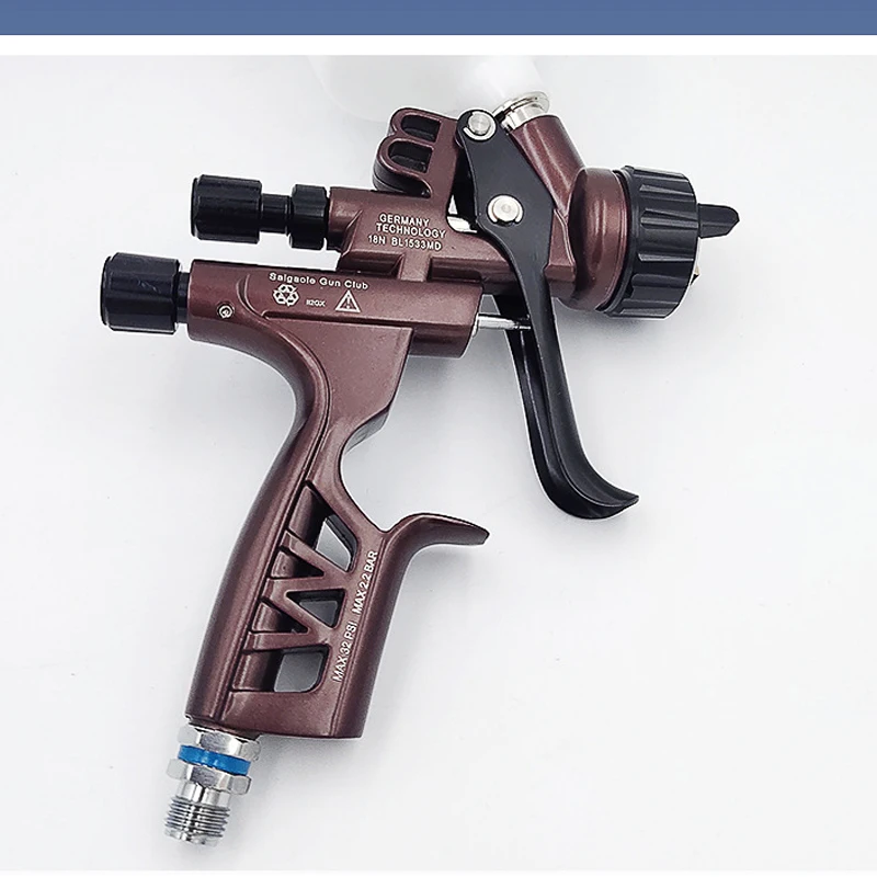 Upper pot spray gun 1.3 caliber Saigaole car topcoat paint spray gun high atomization 6800 spray gun