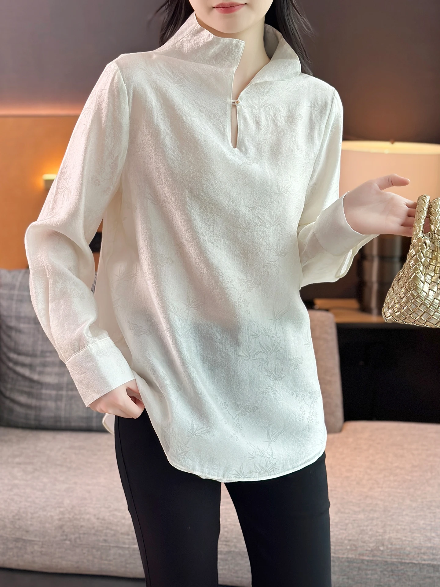 

ZuoZuoJia Chinese Style Thin Layered Silk Thread Embroidery Base Shirt Stand Collar Long Sleeve Breathable Daily Wear Women's...
