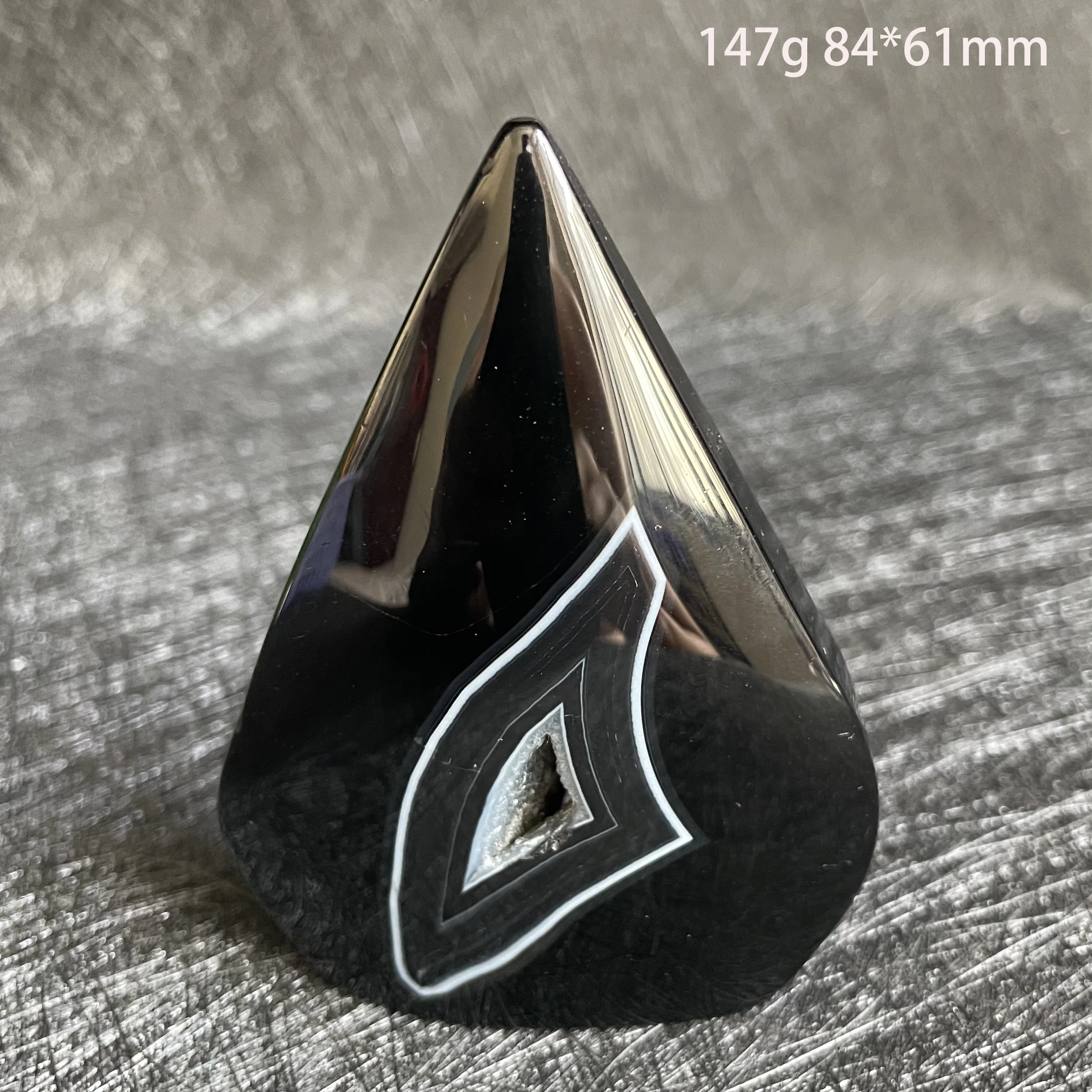 Natural Stone Gemstone Black Onyx Stripes Free Form Torch Agate Tower Polished Crystal Reiki Healing Gift Room Decor Quartz