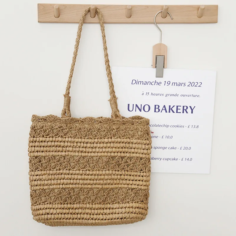 

Fairy Hollow Straw Woven Bag 2024 New Summer Small Fresh Shoulder Woven Bag Hand-Held Seaside Holiday Beach Bag