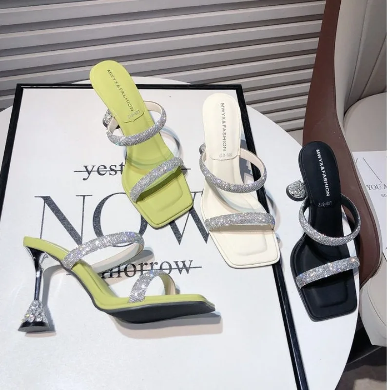 

2025 Summer New Square Toe Slim Heel Elegant Socialite High-heeled Shoes with Rhinestones and Straight Strap Sandals