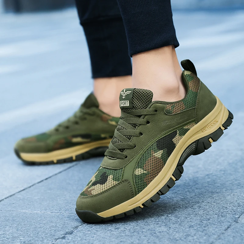 Camouflage Men Mountain Hiking Shoes Anti-slippery Women Forest Trekking Shoes Army Green Couples Hiker Cross-country Shoes