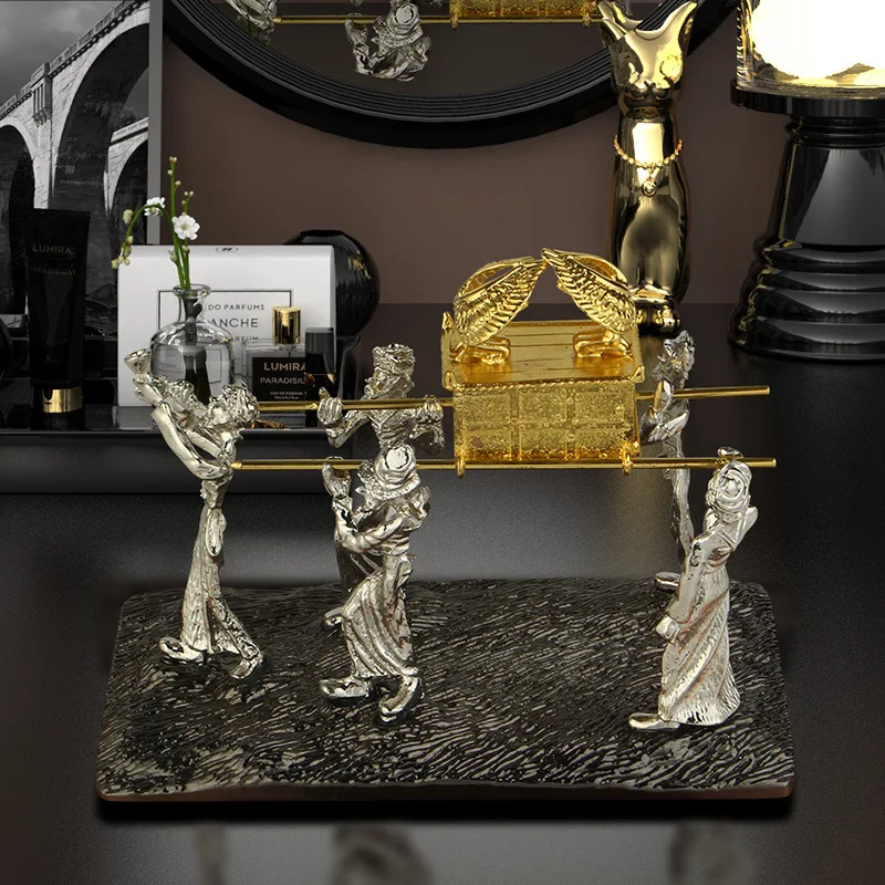 gift 5 people carry the Ark of the Covenant model Jewish home metal craft ornament