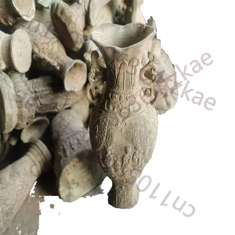 Collections China Old Bronze  vase, From The Countryside Double ear vase with relief figure pattern Statue