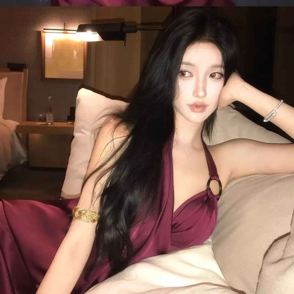 セクシーなVネックサテンホルターネックバースデーパーティー乾杯用イブニングウエストシェイプドレス