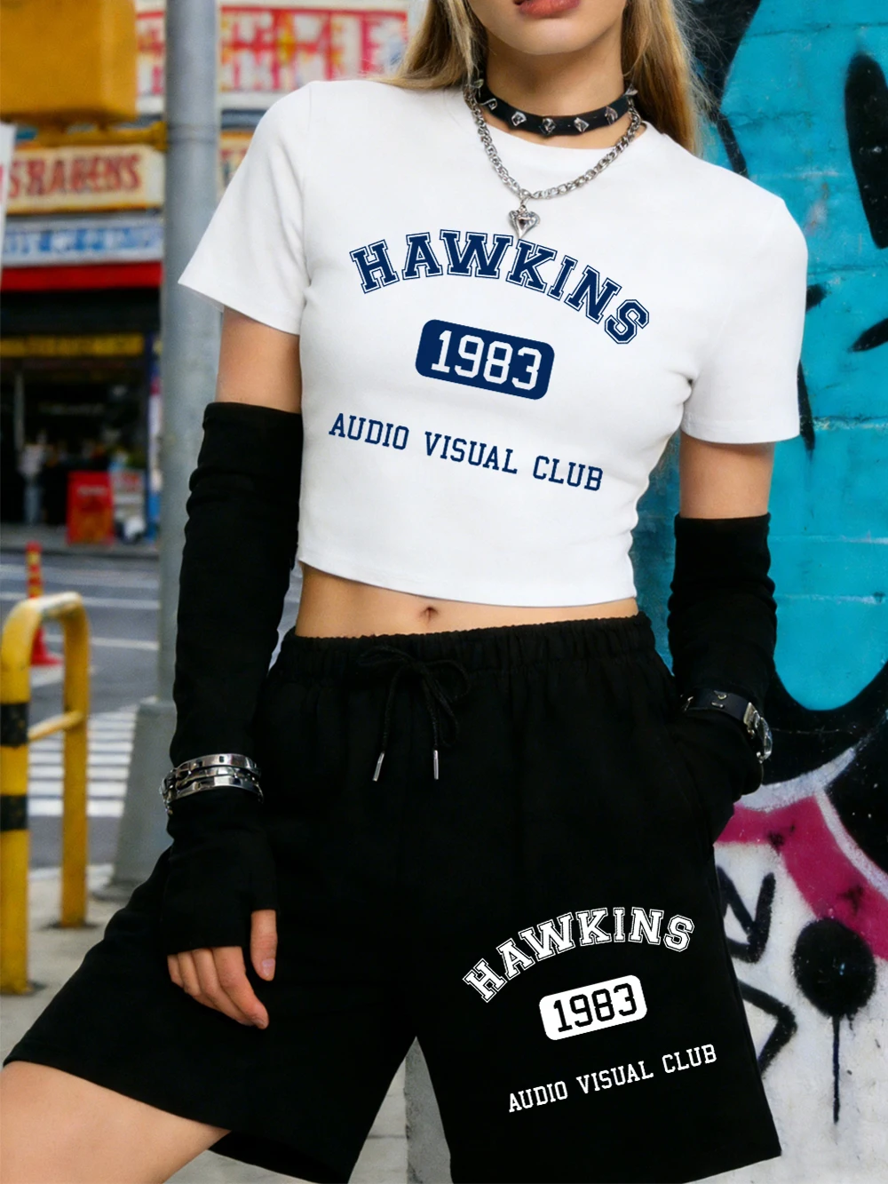 

Summer Hawkins Audio Visual Club Prints Crop T-Shirts Shorts Woman Two Pieces Set Five Point Pants Soft Slim High Elastic Tops