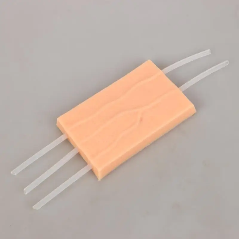 وسادة ممارسة حقن السيليكون لطلاب المطب والممرضات طقم استعادة الدم مع نموذج تدريب ثقب لتجميع الدم