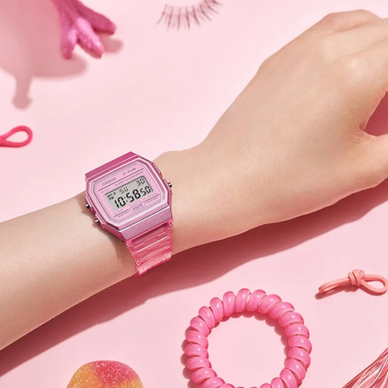 ساعة كاسيو للرجال ريترو مربعة عصرية ساعات كوارتز شفافة بحزام راتينج طالب رياضية بسيطة مقاومة للماء F-91WS-2