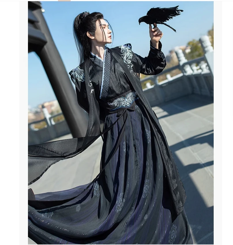 

Bijia Song style Hanfu men's black knight's domineering cloak with flowing cross collar jacquard daily suit warrior costume