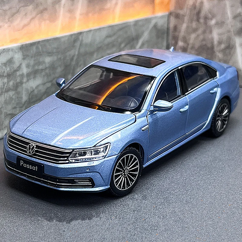 1:32 VW Passat 380 TSI Alloy Car Model Diecast Metal Toy Car Vehicles Model High Simulation Sound and Light Collection Kids Gift