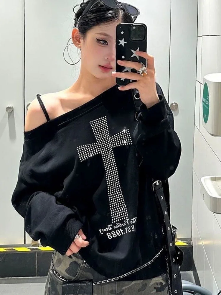 

Винтажная толстовка с косым воротником и буквами со стразами и крестом, женская повседневная свободная толстовка в стиле Харадзюку, уличная одежда ​ Толстовки с открытыми плечами в стиле гранж