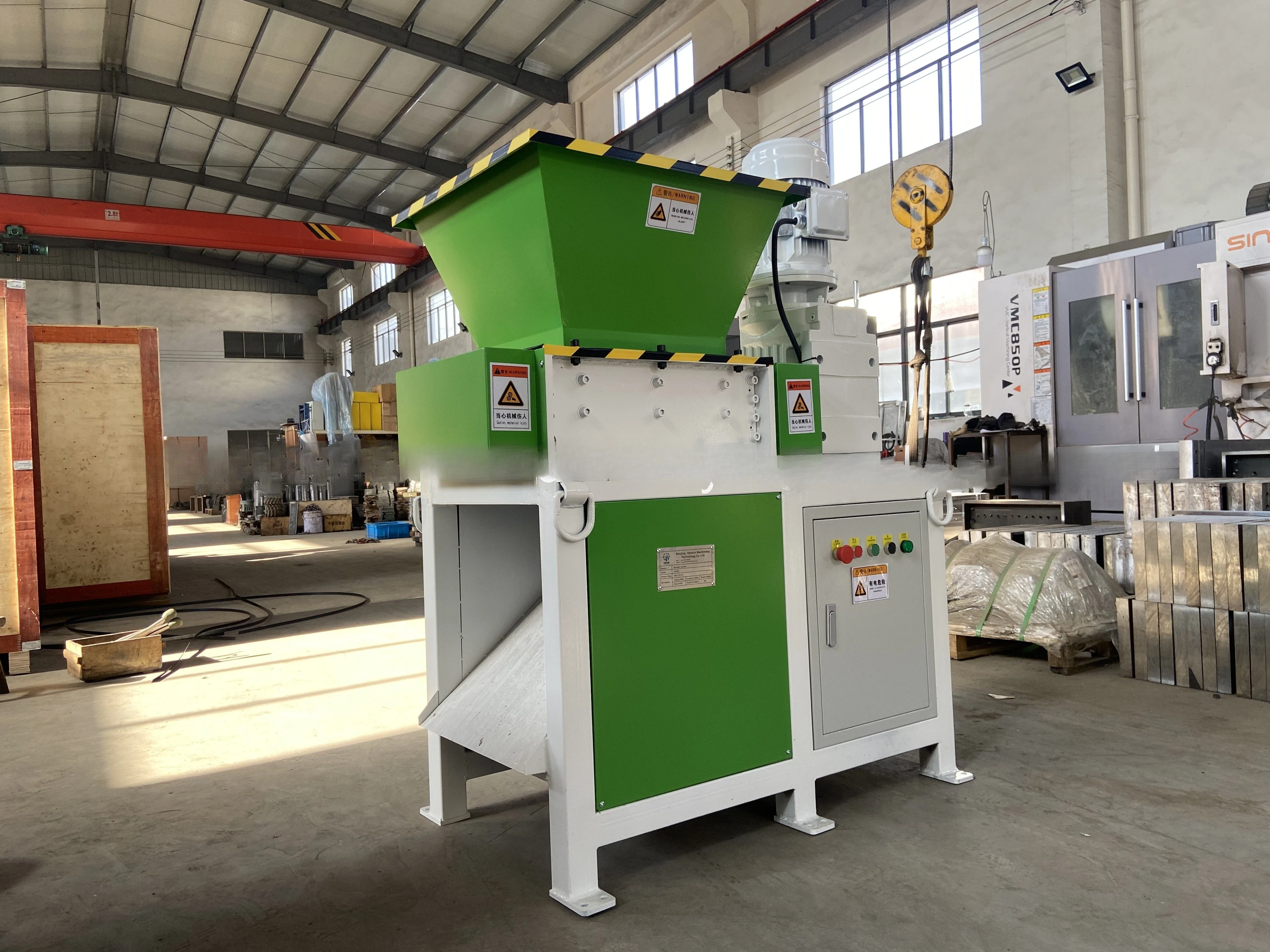 Mesin penghancur vegetasi