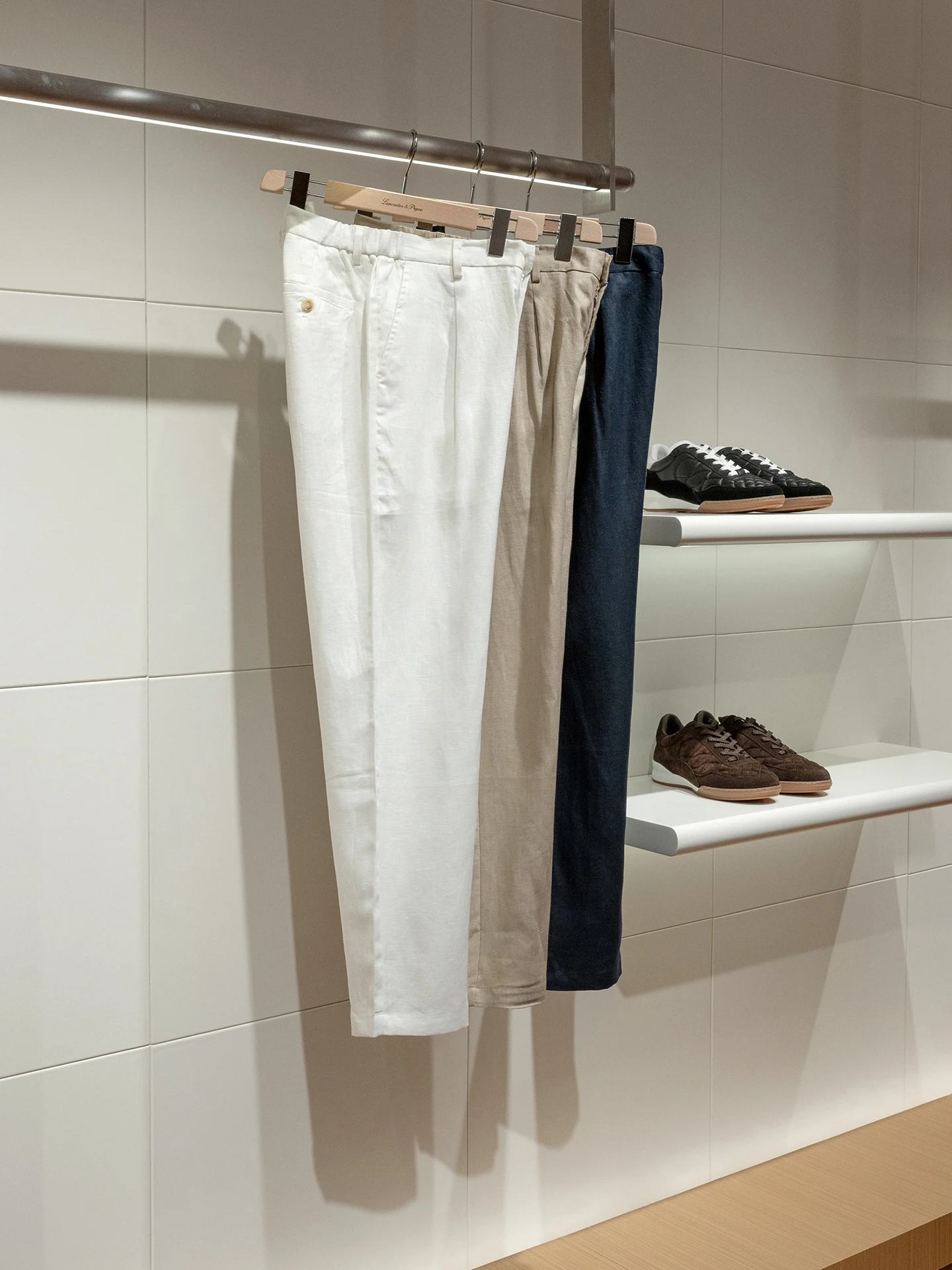 

Мужские прямые брюки из 100% льна, дышащие, комфортные, струящиеся, версия TF, для повседневной носки весной