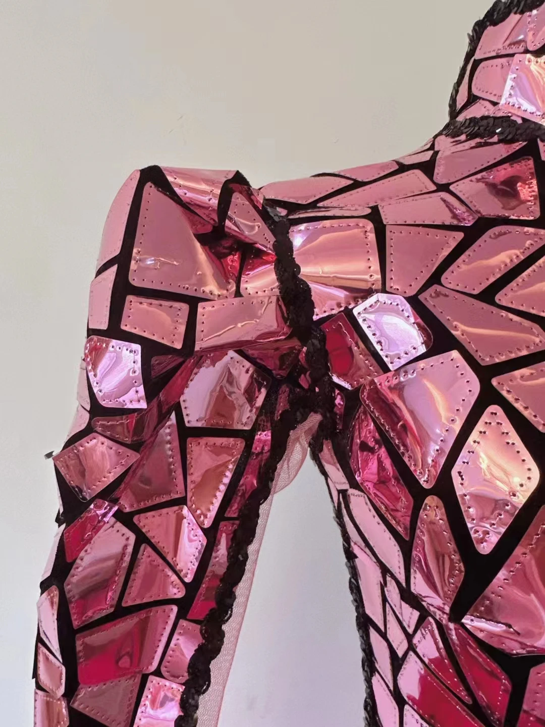 Robe courte rose à paillettes Laser pour femmes, dos nu, chanteur, danseuse, Costume de spectacle sur scène, tenue de fête d'anniversaire, de bal