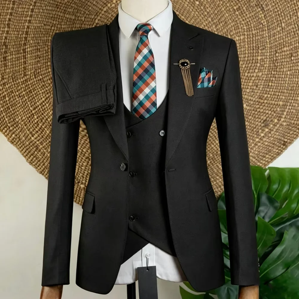 Elegant Suits For Men 3 Pieces Jacket Vest Pants Sets Single Breasted Notch Lapel Business Wedding Groom Daily Costume Homme
