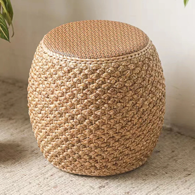 Round Woven Stool Multifunctional Low Ottomans Creative Retro Shoe Changing Stool Portable Durable Small Furniture for Home