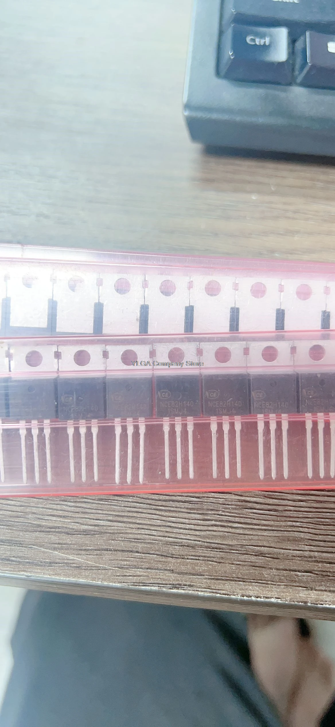 NCE82H140 TO-220 82V/140A 4.3mΩ MOS Triac for Controllers    20PCS