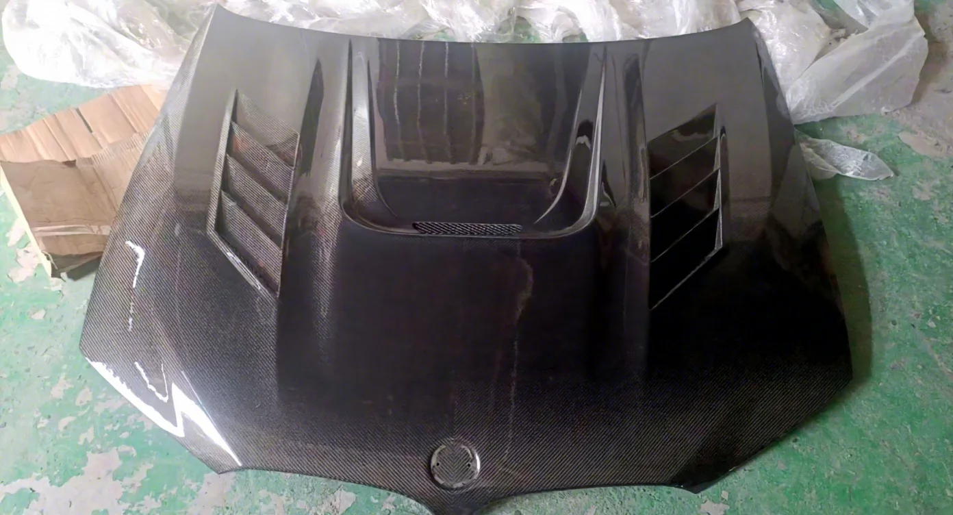 

Carbon Fiber Hood for bmw X3x4 MPractical Good quality