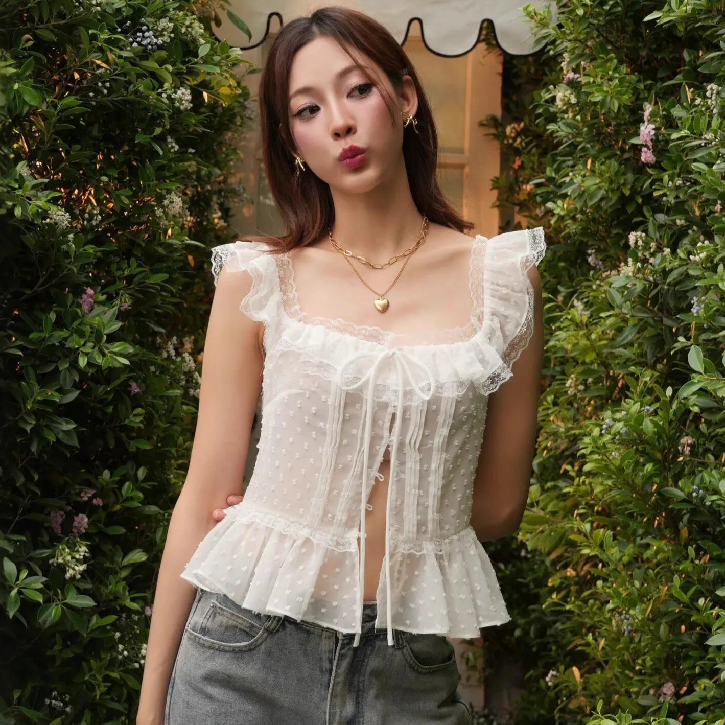 Spring Summer Sexy Lace Collar Spliced Sheer Waist-Tightening Strap Sweet Sleeveless Blouse Transparent Mesh For Woman Vest 0LVO