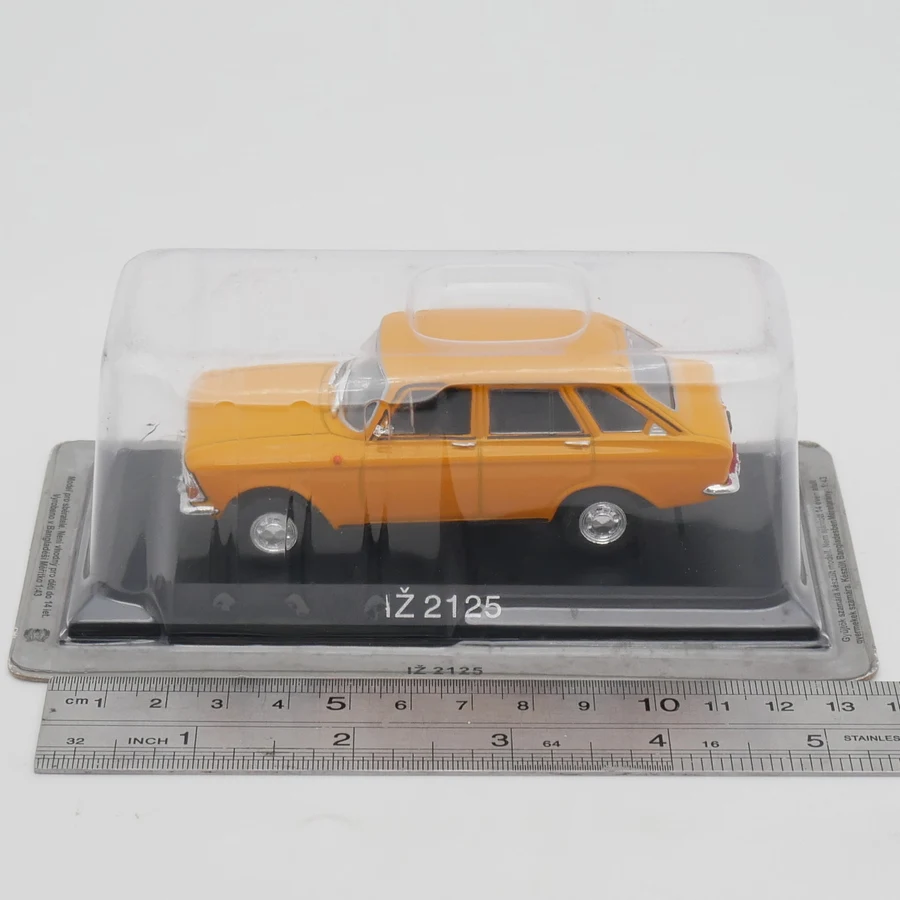 Ixo 1:43 Ist IZ 2125 Soviet Union Diecas Car Collect Metal Toy Model