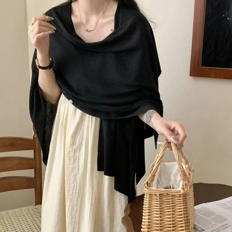 Sonnenschutzschal für Damen, modischer Sommeroverall 2025, vielseitiger Reiseumhang in reiner Farbe, modische Strickjacke