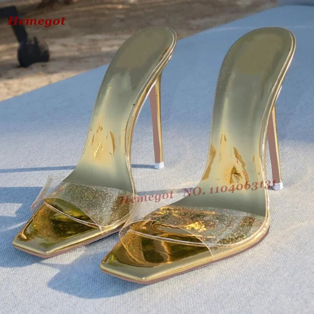 

Золотые тапочки из ПВХ с квадратным носком, глянцевые женские тапочки на шпильке, новинка 2023 года, летние однотонные туфли без шнуровки для подиума и вечеринок