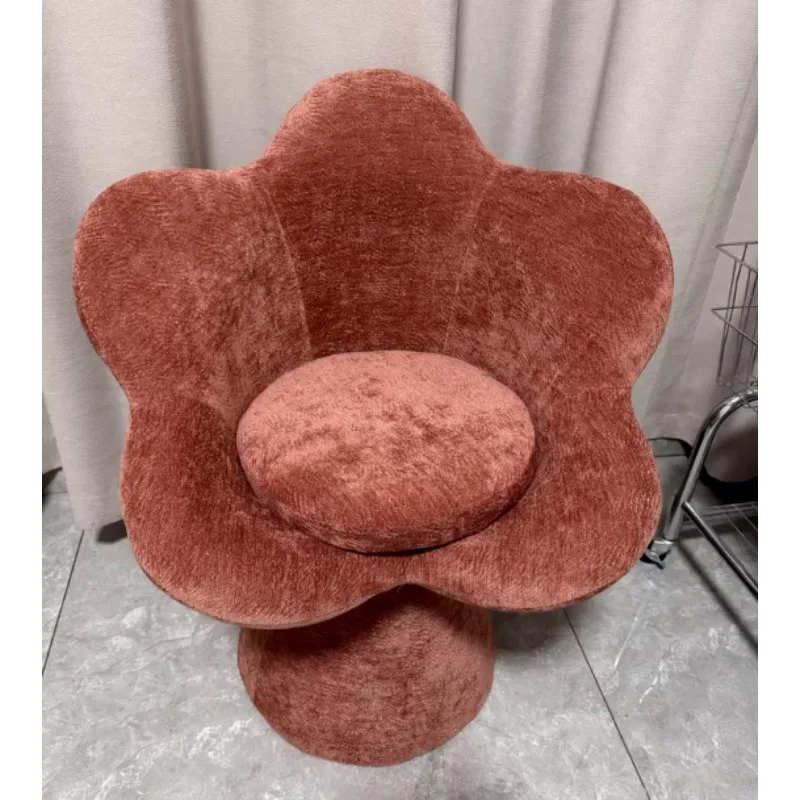 

Flower Swivel Vanity Chair Petal-Shaped Accent Stool with Luxe Backrest Floral Rotating Chair for Girls’ Bedroom Makeup Muebles
