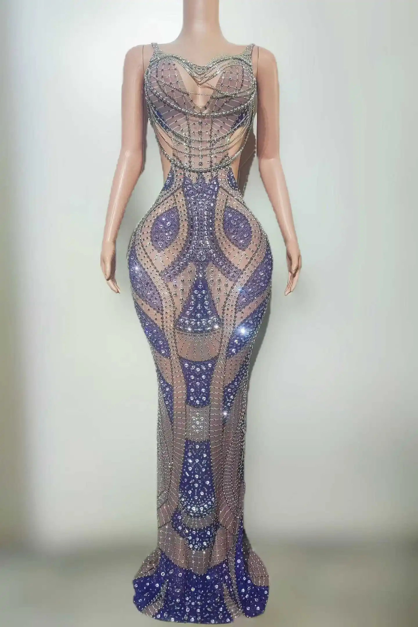 

Women Sleeveless Long Dress With Rhinestone Chain Drill Backless Sexy Evening Luxury Stage Wear Dressy Style