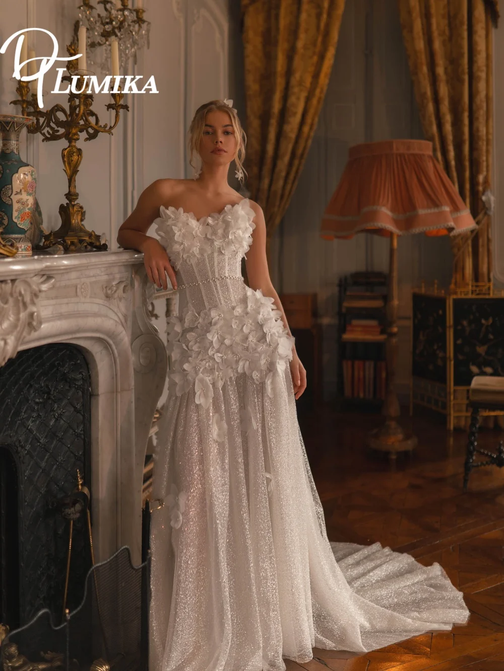 Alluring Strapless 3D-Flower Wedding Dress 2026 Romantic Sparkling Bridal Gown Stylish Mermaid Floor-Length Bridal Dress Robe De