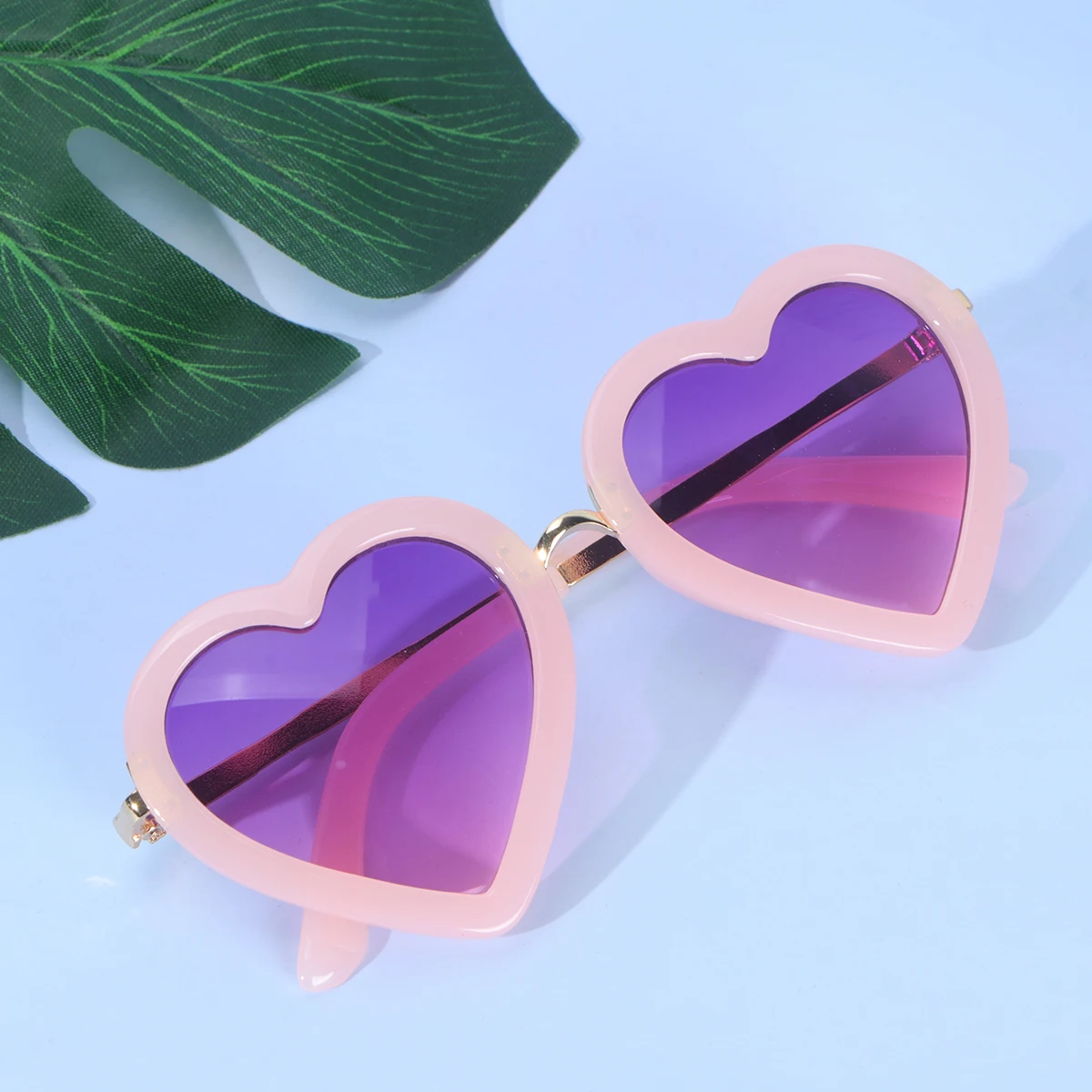 Occhiali da sole a forma di cuore per donna Moda frutta rosa Occhiali leggeri e durevoli Accessorio per costume da festa di San Valentino