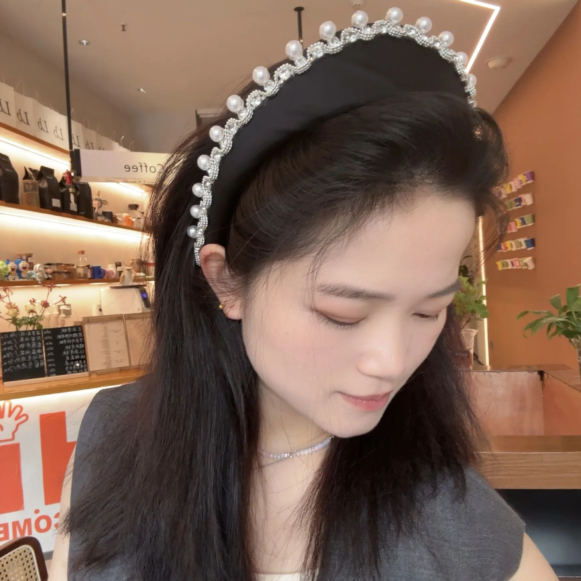 Vintage Court Style Französische Perle Strass Krone Stirnband Edler eleganter Haarschmuck für Frauen