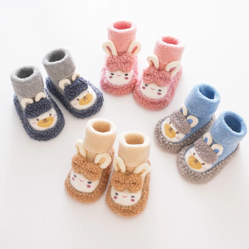 

2023 Winter Infant Cute Fluffy Rabbit Doll Shoes Toddler Baby Non-Slip Thick Loop Socks First Walker Warm Cozy Terry Floor Shoes