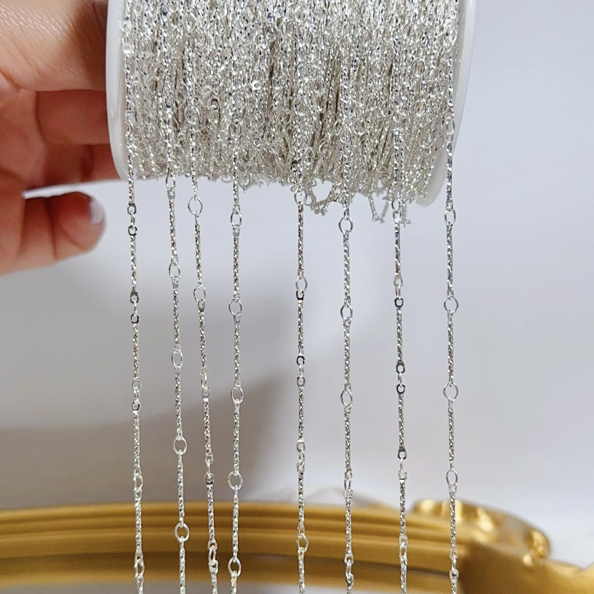 0.5/1/2/5M Minimalist Versatile Style Engraved Straight Collarbone Copper Chain For DIY Necklace Tassel Chain Jewelry Accessory