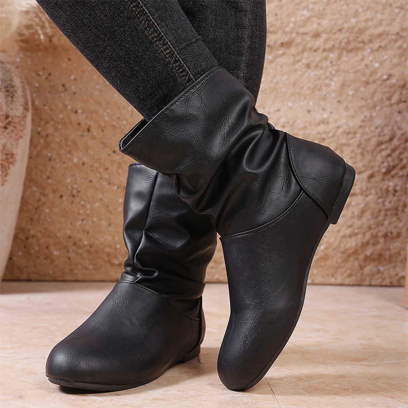 الشقق النساء حذاء من الجلد حذاء رياضي موضة أحذية من الجلد 2025 الشتاء الاتجاه المشي أحذية بوت قصيرة أحذية امرأة تشيلسي بوتاس سيدة