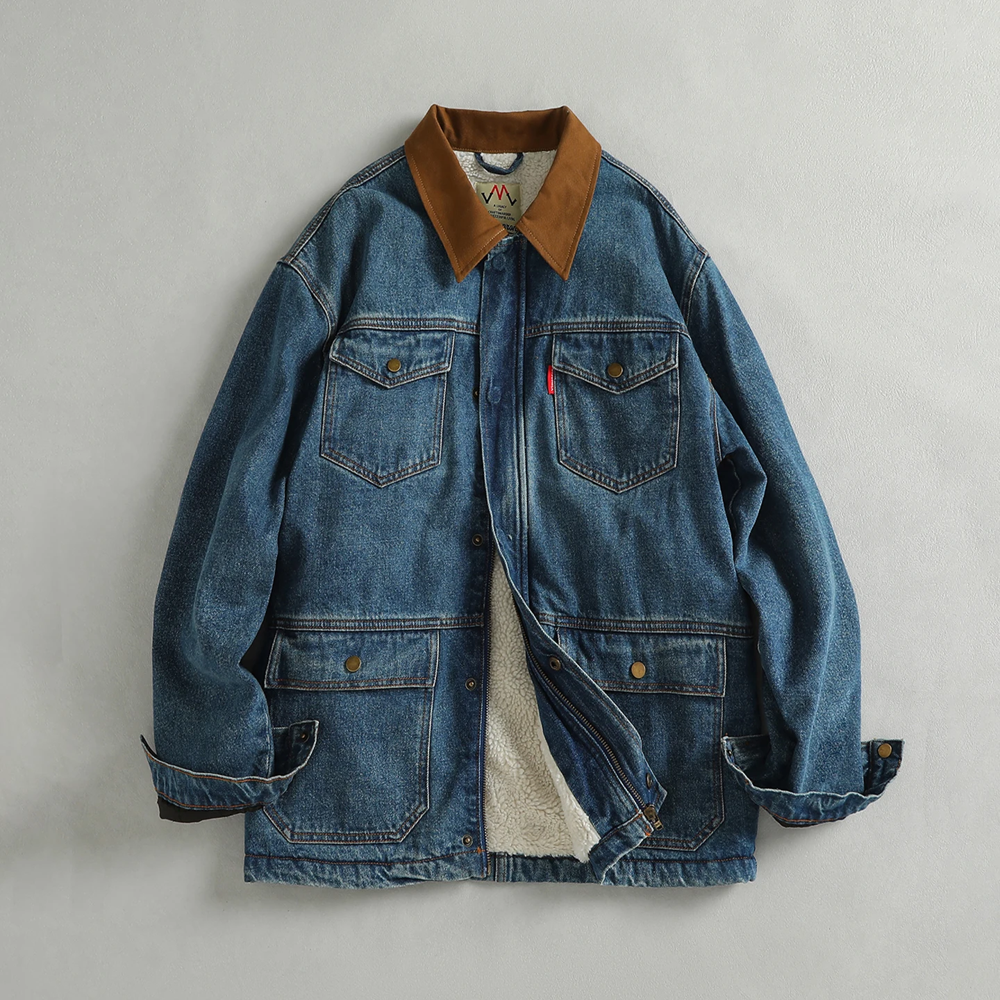 

Stitched collar design, velvet and thickened Ami khaki retro men's denim jacket winter warm top jacket