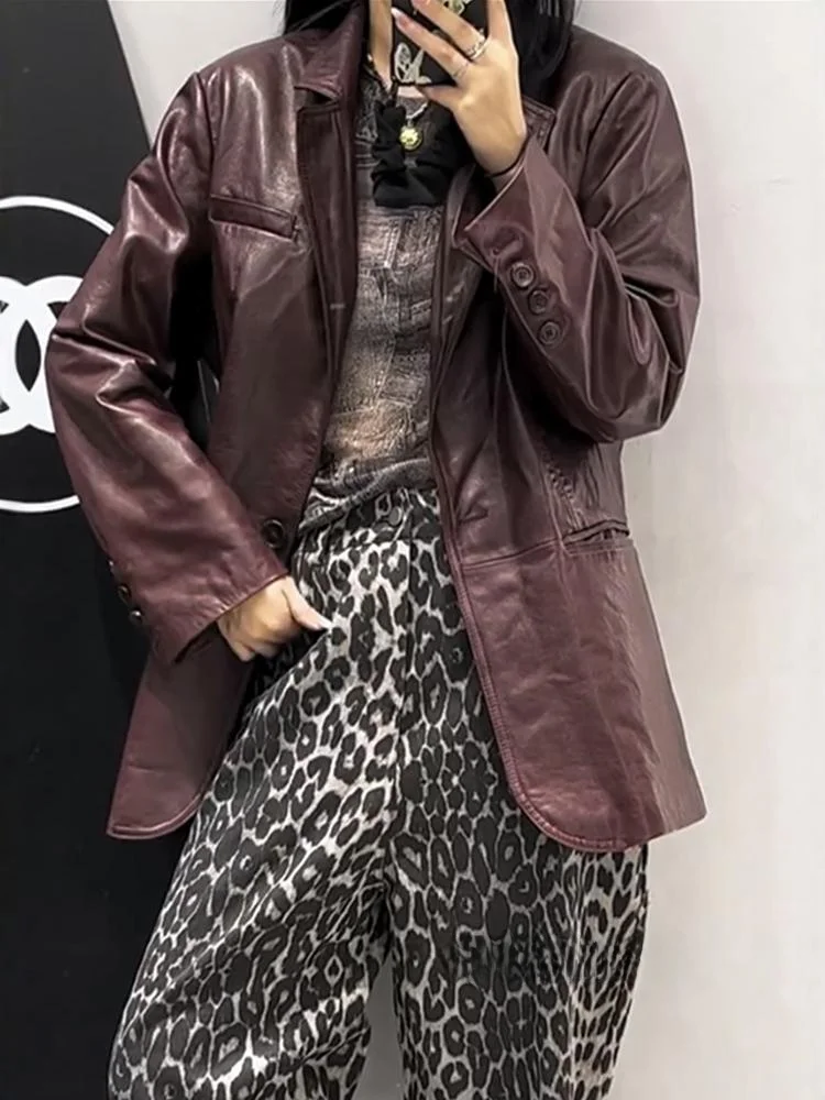 เสื้อโค้ทหนังแท้ทรงหลวมสไตล์ลำลองสำหรับผู้หญิง รุ่นสลิมมิ่ง แฟชั่นฤดูใบไม้ร่วง 2024 สไตล์เรโทร แนวธุรกิจลำลอง