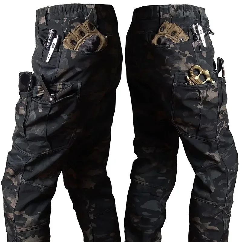 Outdoor Waterproof and Warm Soft Shell Plush Military Wear-resistant Knee Length Double Layered Thickened Special Tactical Pants