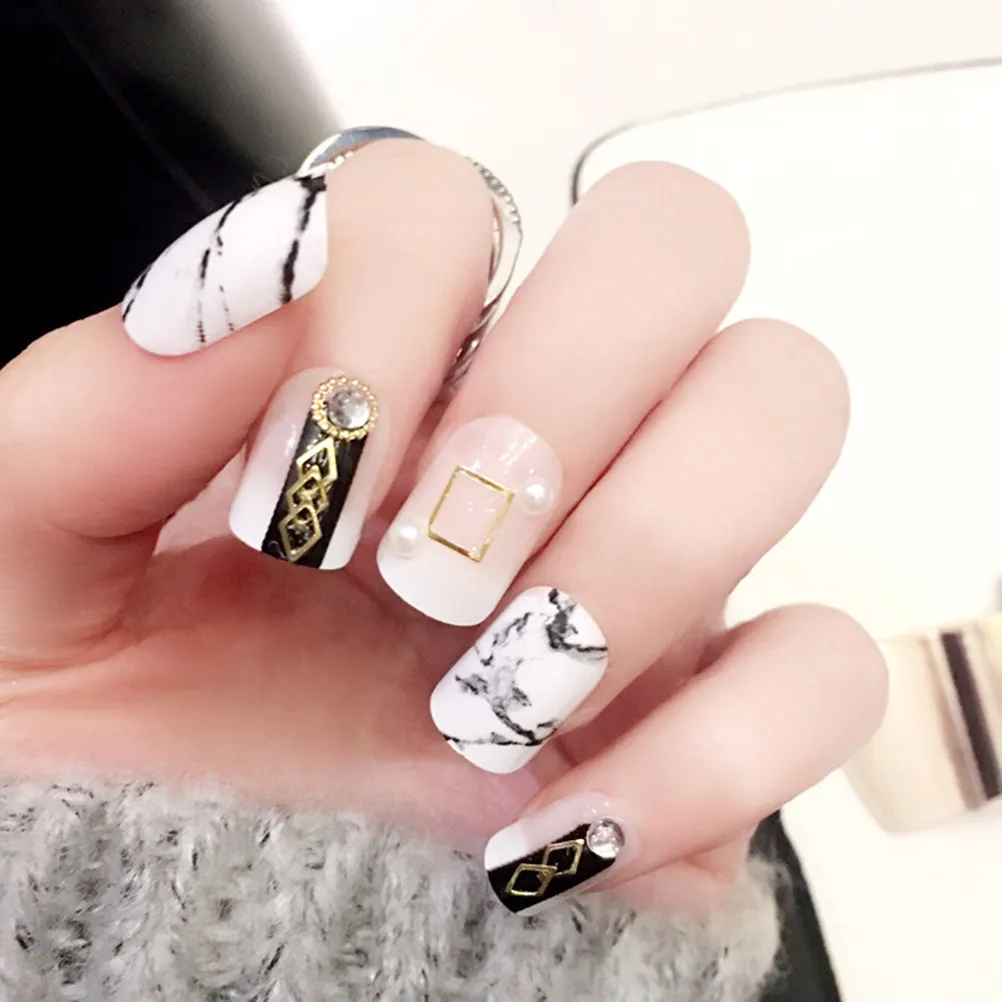 

24 шт. накладных ногтей с мраморным принтом, средней длины, элегантный маникюр, черные типсы, искусственные ногти с алмазным декором