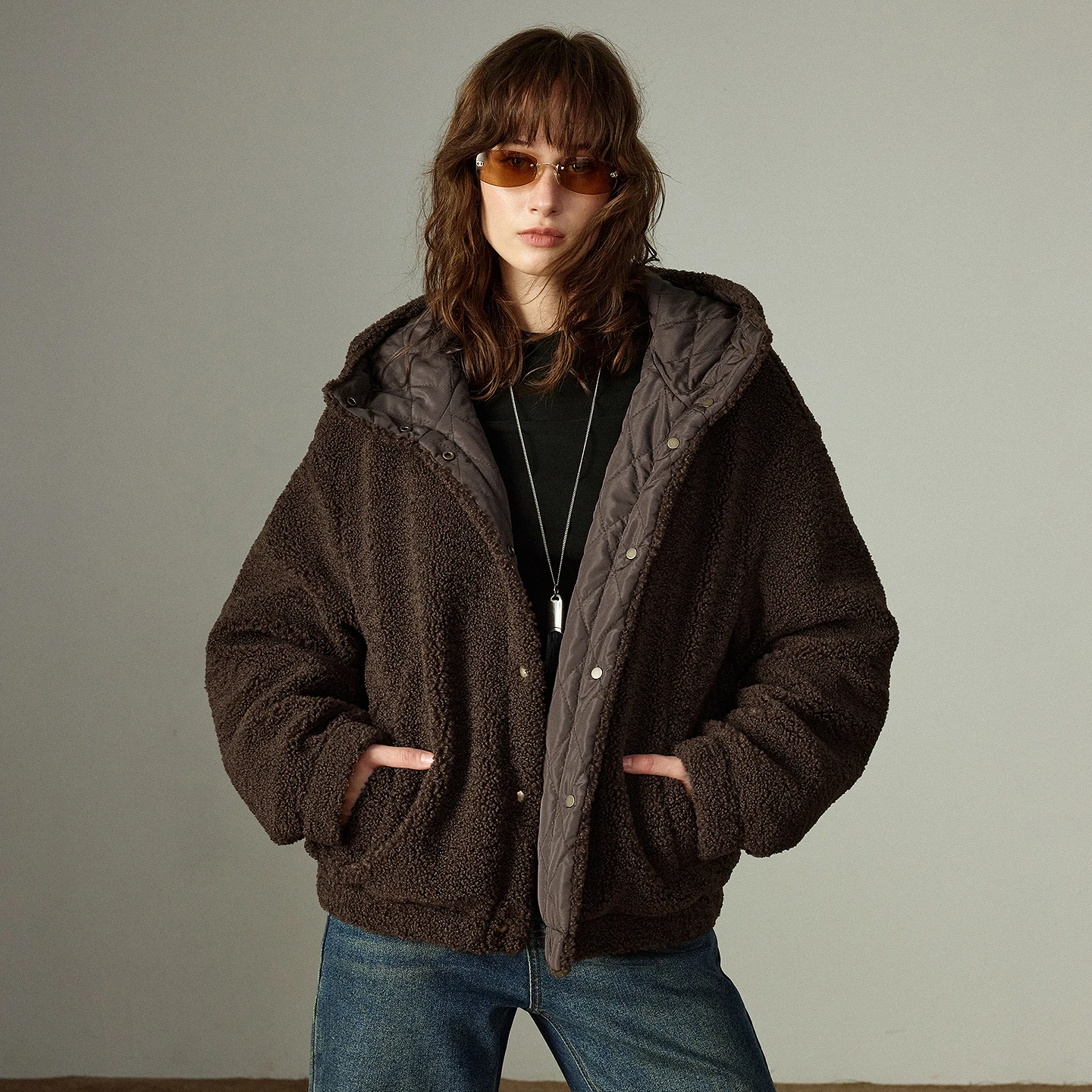 TOYOUTH Cappotti in cotone da donna 2025 Inverno Nuovo cappotto in cotone caldo con cappuccio in velluto di grano cammello