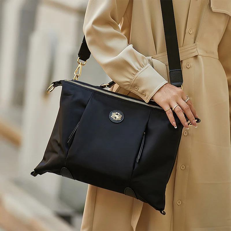 New Style ZOOLER Brand Woman Bag Pillow Shape New Style Purses Oxford Casual Bags Large Capacity #JH215