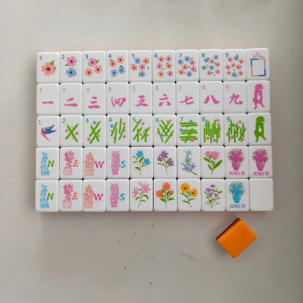 Hot Sale Orange Luxury Mahjong Tiles 4-Layer Acrylic Engraved American Mahjong Set Travel Mah Jongg Sets for Leisure Table Games
