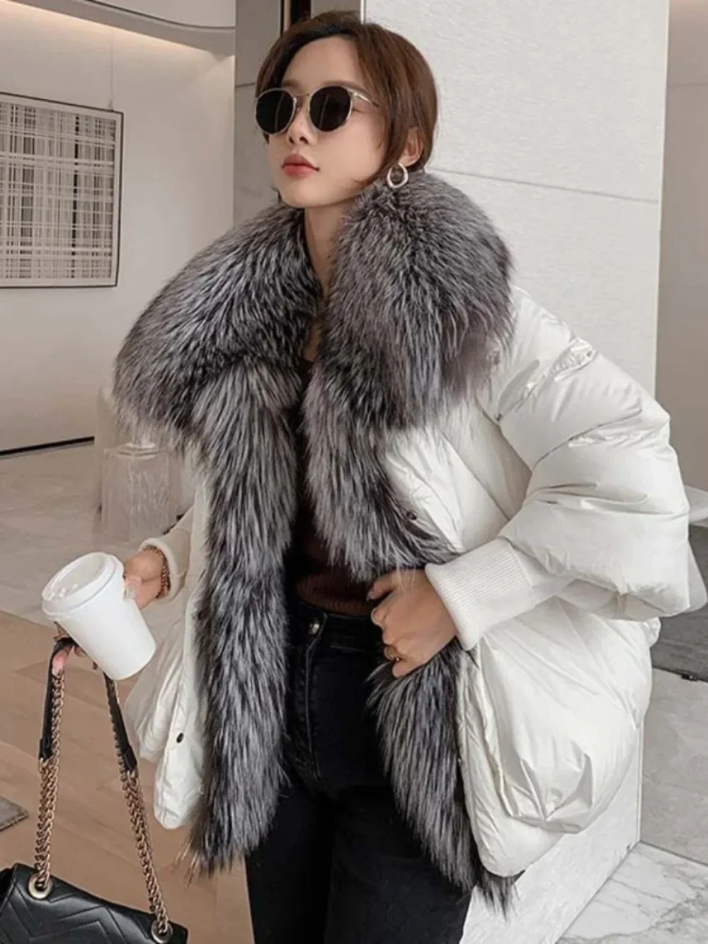 Women Spliced White Duck Down Jacket Outwear Fox Fur Collar Detachable Casual Autumn Winter New Puffer Jacket Lady Fur Coat