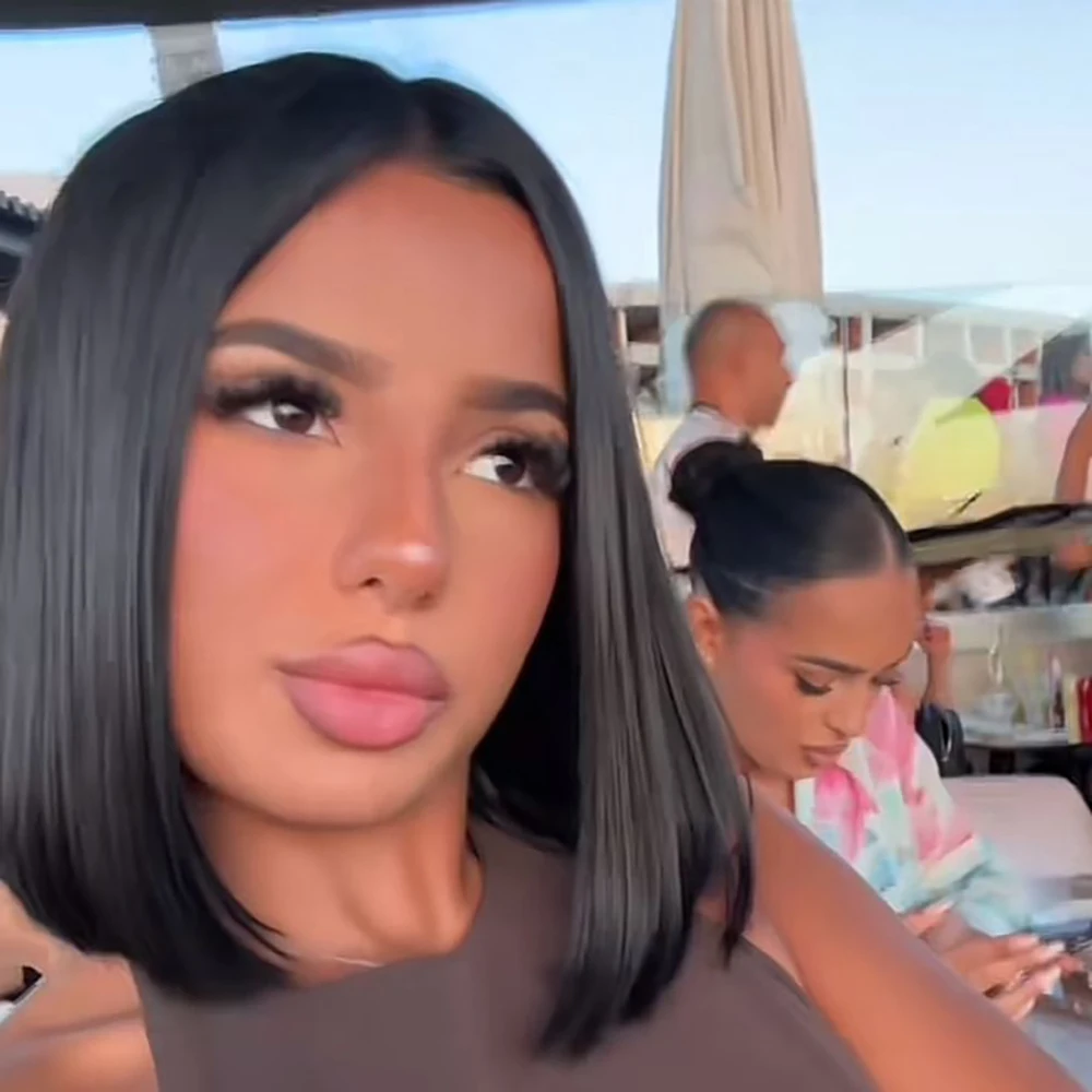 2 * 6 スモールエリアレースストレートショートボブ人毛ウィッグふわふわで自然なブラジル人毛ウィッグ黒人女性用既製品